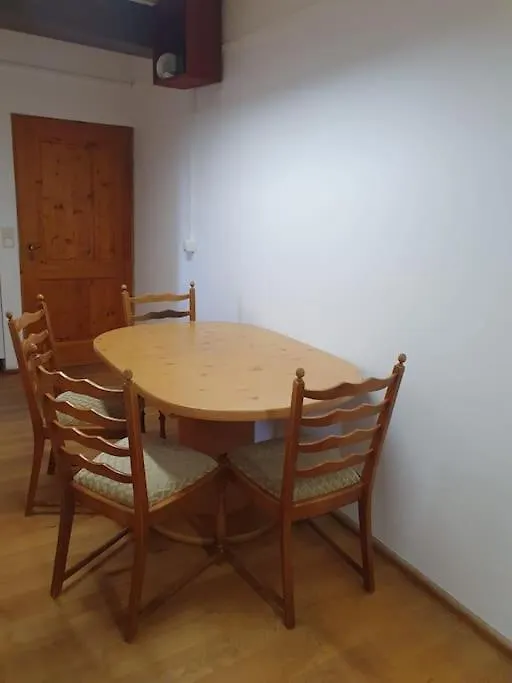 Ferienwohnung Monteurswohnung Fuer 1 Bis 8 Personen Diebach Apartment